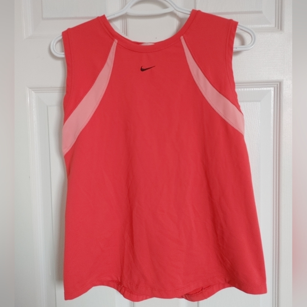 Nike women's tank top